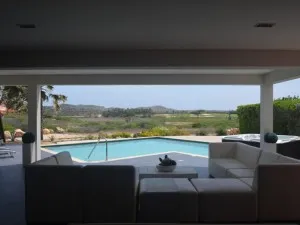 Modern Villa on the Golf Course!