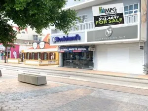 Commercial Building in Down Town Oranjestad