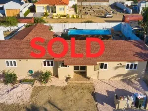 Nice Home with a Pool at Esmeralda!