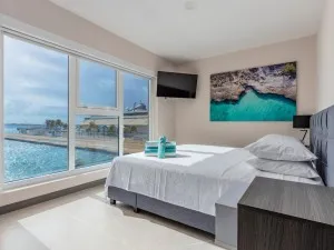 Penthouse Harbour house