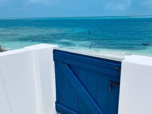 Beachfront Villa in The Colony Aruba