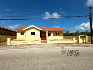 Brand New Topaz Villa