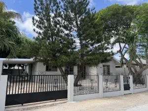 3 Bedroom + Small apartment, Home in Wayaca Residences for Sale!