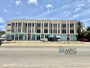 Commercial Space for Rent at Harbor Residence!