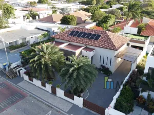 Ponton, caya Maguay 1. Turnkey Family Home with Studio & Pool