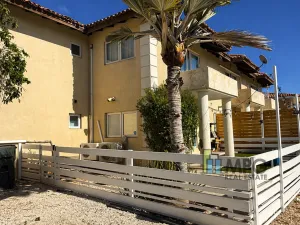 2 Bedroom Townhouse for Sale in Noord, Aruba – $299,000